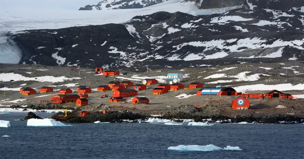 Base Esperanza, la Colonización de la Antártida