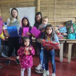 Entrega de regalos de navidad